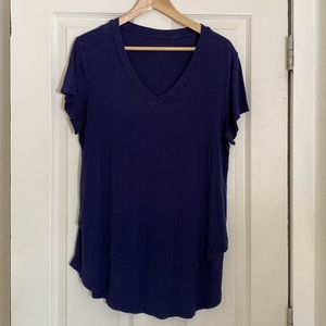 Latched Mama V-Neck Boyfriend Nursing Tee